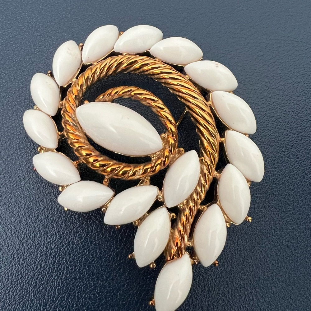 Trifari Tm milk glass brooch